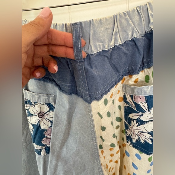 EASEL Wide-Leg Patchwork Flower Pants Denim Blue and Cream SZ Large - Picture 3 of 10